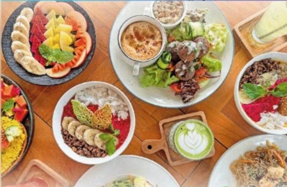 Healthy breakfast plates and menu selection at Slavic Roots Cafe in Berawa, Canggu, Bali